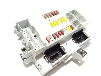 Peça sobressalente para automóvel em segunda mão caixa de fusíveis e relés por alfa romeo giulietta (191) super (2016-->) referências oem iam 50561773