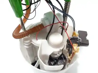 Автозапчастина б/у паливний насос для seat leon st (5f8) style connect посилання на oem iam 5q0919051bn 0580200433 