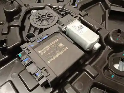 Автозапчастина б/у регулятор переднього правого скла для lynk & co 01 phev посилання на oem iam 8893474178  