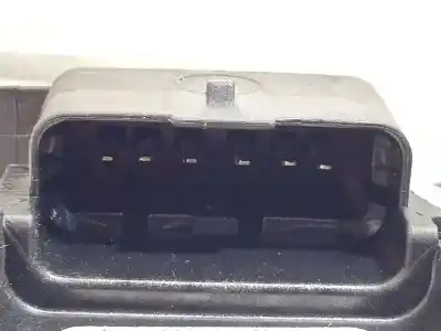 Автозапчасти б/у замок задней правой двери за opel crossland x 1.5 cdti dpf ссылки oem iam 267100 3558104 