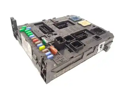 Pièce détachée automobile d'occasion boîtes à fusibles pour citroen berlingo xtr 1.6 hdi 92 références oem iam 9666895580 6580zy 