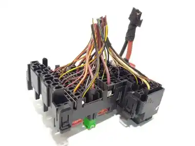 Second-hand car spare part fuse box unit for audi a3 (8vk) basic oem iam references 5q0937615c  