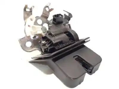 Second-hand car spare part trunk lock for audi a3 (8vk) basic oem iam references 8r0827505a  