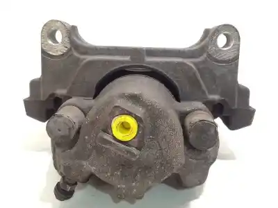 Автозапчастина б/у передній правий гальмівний супорт для audi q3 (8ug) attraction посилання на oem iam 5n0615124  