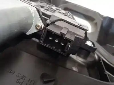 Recambio de automóvil de segunda mano de elevalunas trasero izquierdo para mercedes clase e (w213) e 220 d (213.004) referencias oem iam a2137306705 a2139060502 