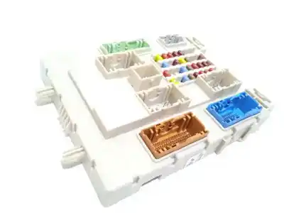 Second-hand car spare part FUSE BOX UNIT for VOLVO V40 CROSS COUNTRY  OEM IAM references 31453131  