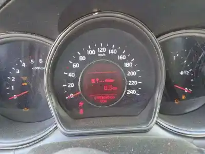 Second-hand car spare part dashboard for kia cee´d drive oem iam references 94003a2332  