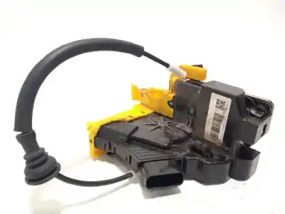 Second-hand car spare part left front door lock for kia cee´d drive oem iam references 81310a2000  