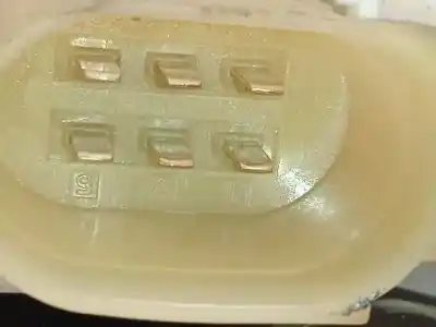 Second-hand car spare part passenger side right window regulator for bmw x1 (e84) 2.0 16v turbodiesel oem iam references 6927028 67626927028 51332990386