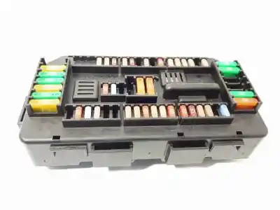 Recambio de automóvil de segunda mano de caja reles / fusibles para bmw serie 1 lim. (f20/f21) 1.5 12v turbodiesel referencias oem iam 61149337879 9337879 