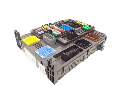 Second-hand car spare part fuse box unit for citroen c4 picasso ii 1.2 thp 130 oem iam references 9819851380 1663368880 28550133