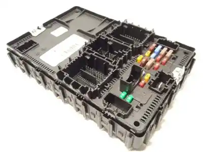 Peça sobressalente para automóvel em segunda mão caixa de fusíveis e relés por ford fiesta (ce1) trend referências oem iam lu5t15604ejd
