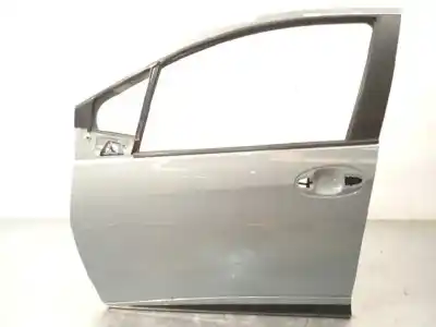 Pièce détachée automobile d'occasion porte avant gauche pour toyota yaris hybrid active références oem iam 670010d510  
