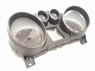 Second-hand car spare part dashboard for opel insignia a sedán (g09) 2.0 cdti (69) oem iam references 22783076