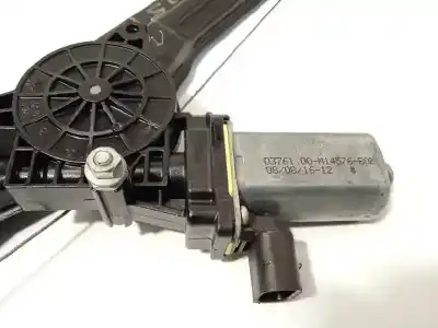 Recambio de automóvil de segunda mano de elevalunas delantero izquierdo para iveco daily conf. paquetería (sommer) 2.3 diesel cat referencias oem iam 5801901053  