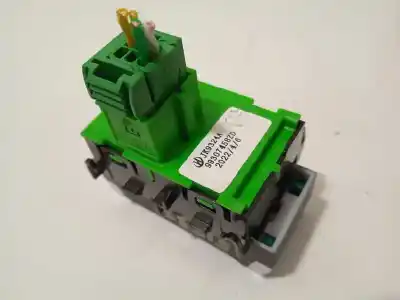 Second-hand car spare part switch for citroen c5 x plug-in hybrid 225e oem iam references 98307458zd  