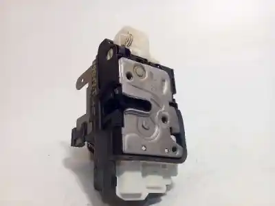 Автозапчасти б/у замок задней левой двери за volvo v40 1.6 diesel cat ссылки oem iam 31301431