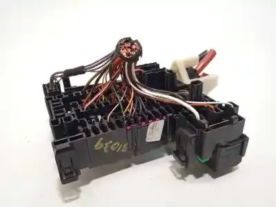 Second-hand car spare part fuse box unit for skoda octavia lim. (nx3) 2.0 tdi oem iam references 5wa937615  