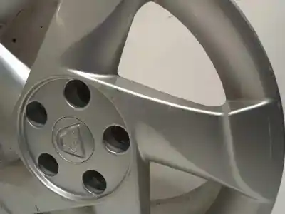 Second-hand car spare part rim for dacia duster (hs_) 1.5 dci oem iam references 8200810243  