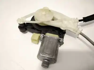 Peça sobressalente para automóvel em segunda mão elevador de vidros dianteiro direito por audi a3 sportback (8va, 8vf) 1.6 tdi referências oem iam 5q0959801b 0130822717 