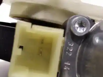 Peça sobressalente para automóvel em segunda mão elevador de vidros dianteiro direito por audi a3 sportback (8va, 8vf) 1.6 tdi referências oem iam 5q0959801b 0130822717 
