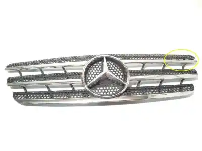 Peça sobressalente para automóvel em segunda mão grelha frontal por mercedes-benz clase m (w163) 400 cdi (163.128) referências oem iam a1638800185 a1638801085 
