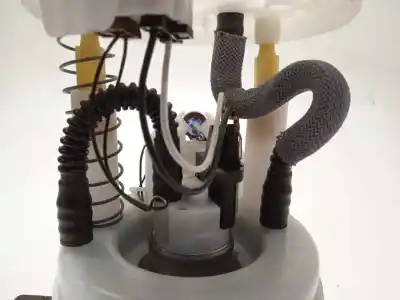 Автозапчастина б/у паливний насос для renault clio v 1.0 tce bivalent. gasolina / gpl посилання на oem iam 172021210r  