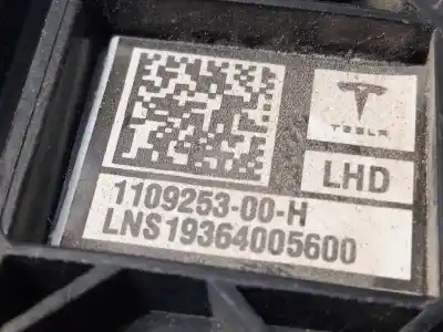 Автозапчасти б/у украшение задних фонаров за tesla model 3  ссылки oem iam 110925300h 110044100e 