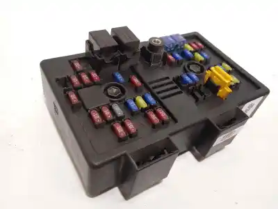 Second-hand car spare part fuse box unit for chevrolet captiva 2.0 vcdi lt oem iam references 96821082