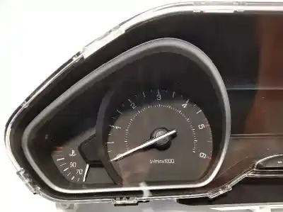 Peça sobressalente para automóvel em segunda mão quadrante por peugeot 208 style referências oem iam 9813848980  