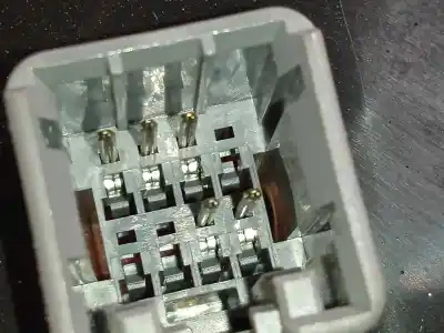 Pezzo di ricambio per auto di seconda mano retrovisore destro per kia cee´d emotion riferimenti oem iam 876201h155  