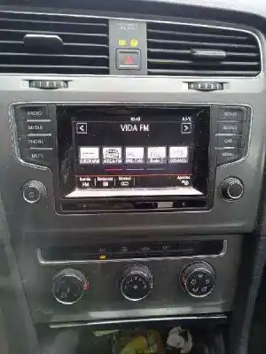 Second-hand car spare part multifunction display for volkswagen golf vii lim. (5g1) edition bluemotion oem iam references 5g0919605  