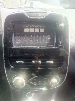 Gebrauchtes Autoersatzteil audiosystem / radio-cd zum renault clio iv 1.5 dci diesel fap oem-iam-referenzen 281153172r  