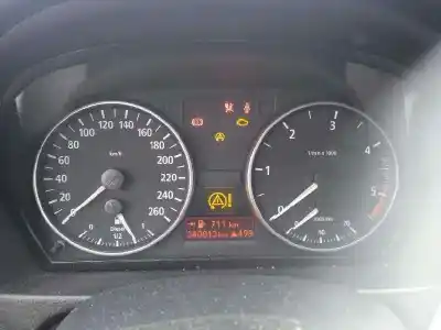 Peça sobressalente para automóvel em segunda mão quadrante por bmw serie 3 berlina (e90) 318d referências oem iam 6983487  62106983487