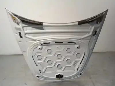 Автозапчастина б/у капок для tesla model 3  посилання на oem iam 1081390e0c  
