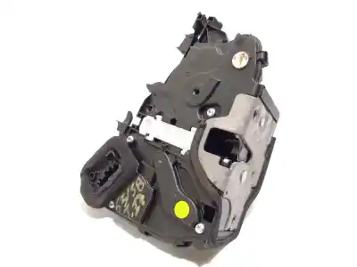 Peça sobressalente para automóvel em segunda mão fechadura da porta traseira esquerda por volkswagen t-roc 1.5 16v tsi act referências oem iam 3j0839015