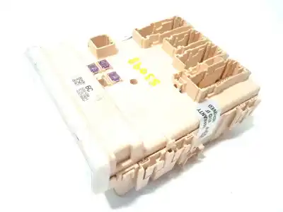 Second-hand car spare part fuse box unit for lexus nx 300h 4wd oem iam references 8273078011  