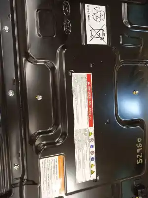 Автозапчастина б/у аккумулятор для kia xceed edrive phev посилання на oem iam 37504cr610  37503crbs0