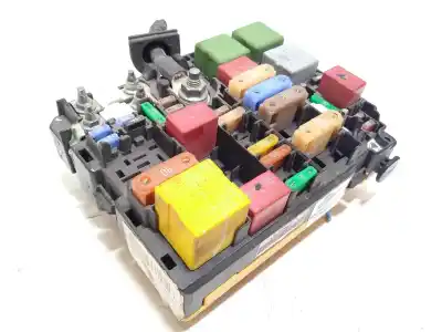 Peça sobressalente para automóvel em segunda mão CAIXA DE FUSÍVEIS E RELÉS por PEUGEOT 2008 (--.2013->)  Referências OEM IAM 9804848580  