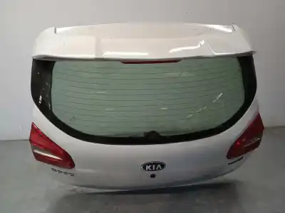 Second-hand car spare part tailgate for kia cee´d drive oem iam references 73700a2010  87211a2000