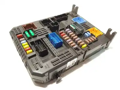 Second-hand car spare part fuse box unit for citroen c4 picasso ii 1.2 thp 130 oem iam references 9819851380 1663368880 28550133