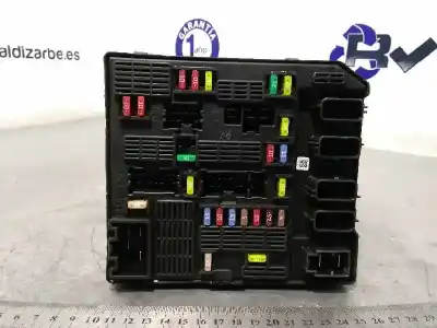 Pièce détachée automobile d'occasion boîtes à fusibles pour renault fluence 1.5 dynamique [1.5 ltr. - 78 kw dci diesel] références oem iam 284b60874r  
