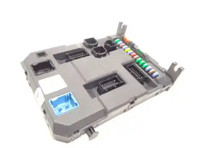 Second-hand car spare part fuse box unit for citroen c3 picasso (sh_) 1.6 hdi 110 oem iam references 9666952380  