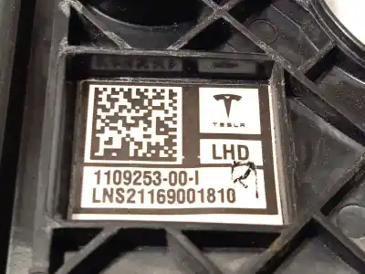 Автозапчастина б/у окрашувальник задніх ліхтарів для tesla model 3 (5yj3) ev посилання на oem iam 110925300i  