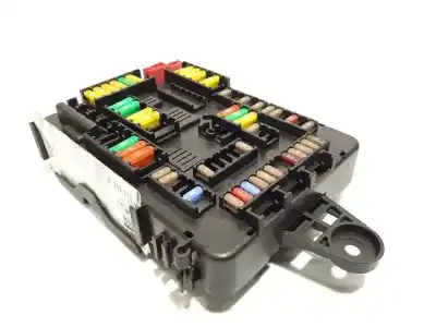 Автозапчасти б/у блок реле/предохранителей за bmw serie 1 lim. (f20) 116d ссылки oem iam 9389070  