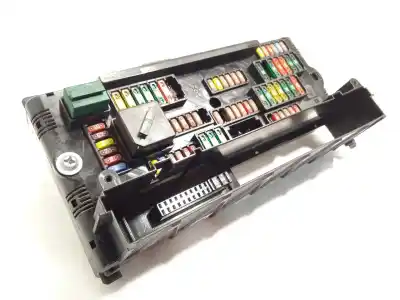 Автозапчасти б/у блок реле/предохранителей за bmw 5 touring (f11) 520 d ссылки oem iam 9252815