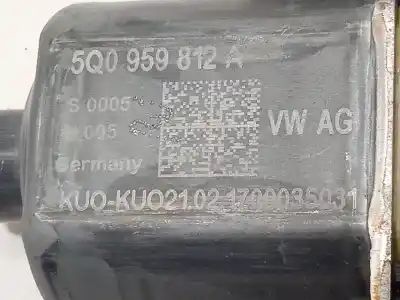 Автозапчасти б/у задний правый стеклорегулятор за skoda octavia iii combi (5e5, 5e6) 1.6 tdi ссылки oem iam 5e0839462  5q0959812a