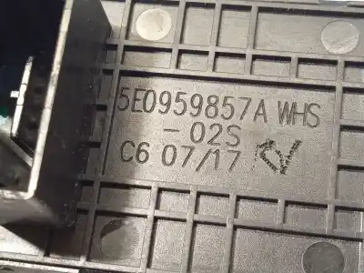 Автозапчасти б/у выключатель левого переднего окна за skoda octavia iii combi (5e5, 5e6) 1.6 tdi ссылки oem iam 5e0959857a  5e0959857awhs