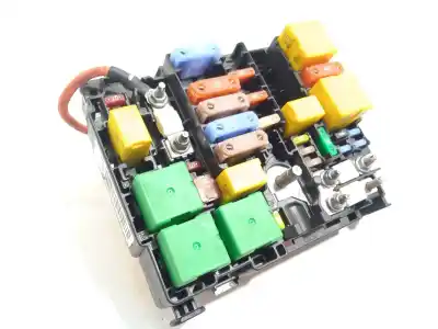 Peça sobressalente para automóvel em segunda mão Caixa De Fusíveis E Relés por PEUGEOT 308 SW Active Referências OEM IAM 9804848580  