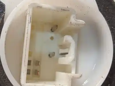 Автозапчастина б/у замок заднього правого дверя для mazda cx-3 (dk) 2.0 skyactiv-g (dk5w dk6w) посилання на oem iam d10e72310  